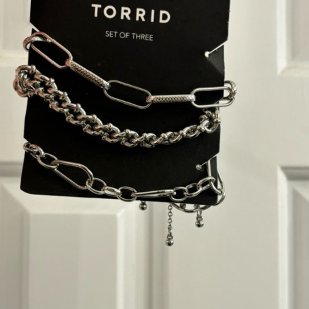 Torrid Silver Set of 3 Silver Clasp/Chain Link Bracelets
